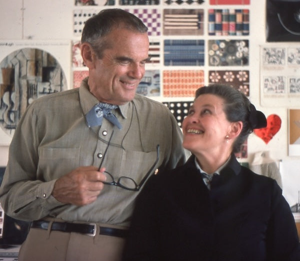 Photo of Charles & Ray Eames, Venice, California 1970, Annette Del Zoppo / Courtesy Eames Institute