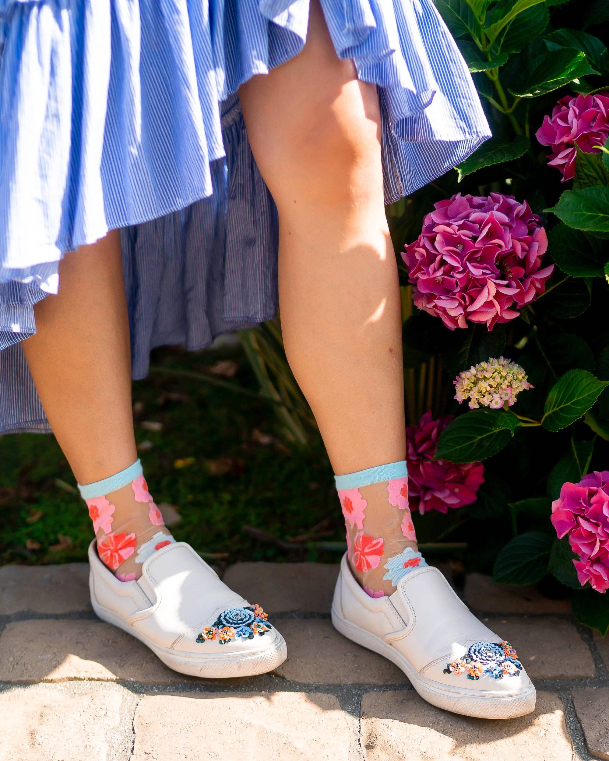 Ribbon Rose Sheer Ankle Socks