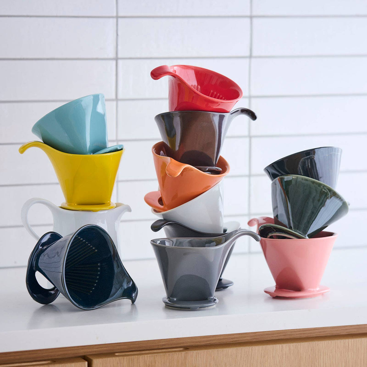 BEE HOUSE Pour-Over Ceramic Coffee Dripper  - Ice Blue