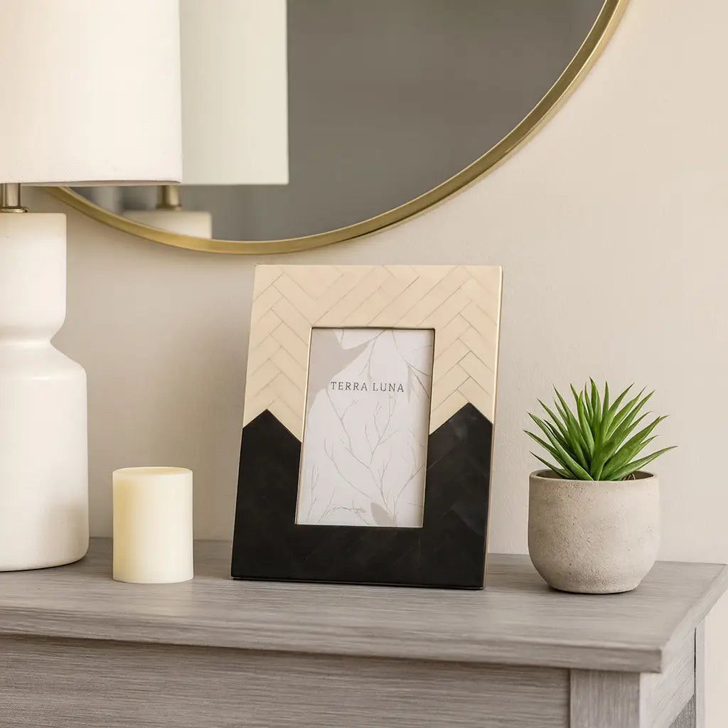 Resin Herringbone 2-Tone Photo Frame - Ivory, 4x6 in. – Napa Valley Museum